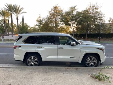 Toyota: Toyota Sequoia: 2024 г., 3.4 л, Автомат, Гибрид, Внедорожник — 4