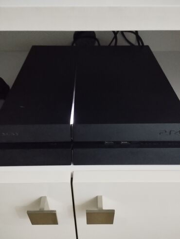 playstation 4 pro 2tb: Ustunde ancag wunurlari verilir