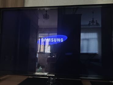 ремонт жк телевизоров: Samsung LCD TV - Ekran diaqonalı təxminən 32–37 düym (korpus və