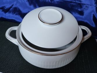 Činije: Corbaluk 1god.Bavaria Scherzer porcelan. Coraluk je perfektan,sva na na lalafo.rs — 3 Činije: Corbaluk 1god.Bavaria Scherzer porcelan. Coraluk je perfektan,sva na — 3