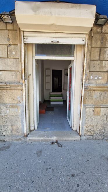 Mağazalar: İcarəyə obyekt – 70 kv.m, Nizami metrosunun yaxınlığında Bakı — 2