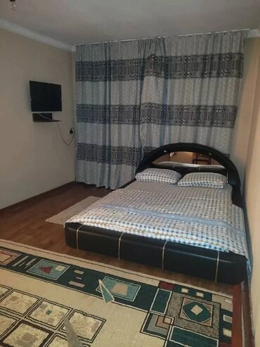 квартира район политеха: 1 бөлмө, 29 кв. м, Хрущевка, 1 кабат, Косметикалык ремонт