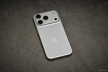 IPhone 17 Pro, Б/у, 256 ГБ, Серебристый, 100 %