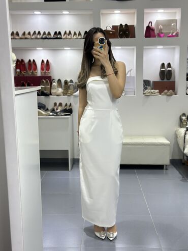 белая платье: Вечернее платье, Коктейльное, Короткая модель, Хлопок, Без рукавов, S (EU 36), M (EU 38)