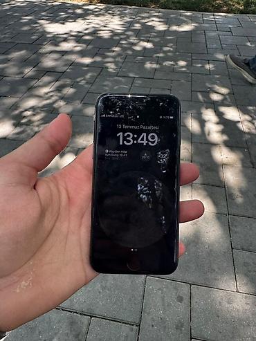 iphone se telefon: IPhone 8, 128 GB, Qara, Barmaq izi — 2