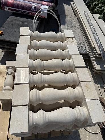 Готовые балясины: Готовая балясина, Материал: Камень, Для лестницы, Стиль: Барокко (резная, украшенная), Новый — 9