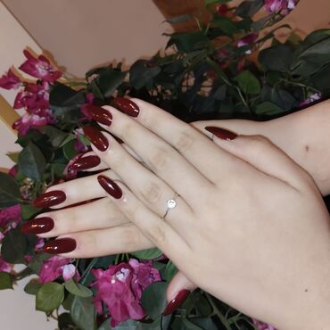 Manikür, pedikür: Manikür, Korreksiya, Dırnaq qaynağı, Tipsi, Salonda — 2