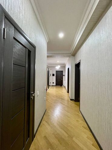 Yeni tikili: 3 otaqlı, Yeni tikili, m. Qara Qarayev, 122 kv. m — 6