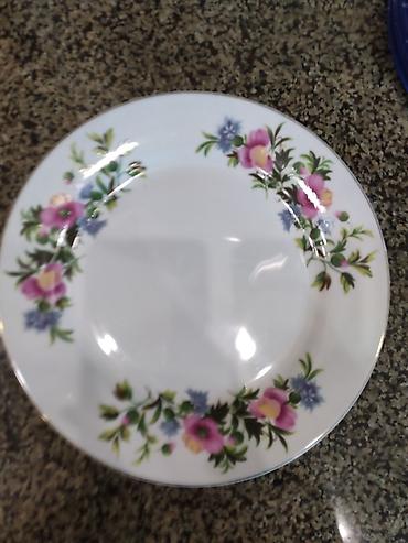 Посуда: Тарелки для второго блюда с цветочком по 150сом каждая luminark - — 8