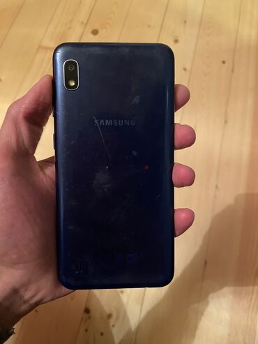 Samsung: 32 GB