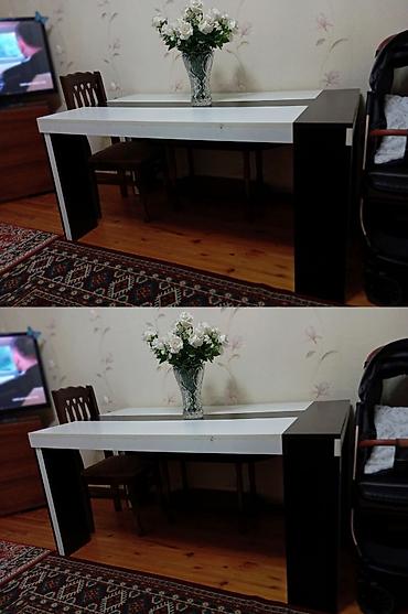 Masalar: Masa – müasir dizaynlı, dikdörtqan formalı - Rəng: ağ səth üzərində — 1