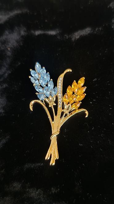 paltolar: Qızılı rəngli floral broş - Dizayn: İki sünbül şəklində floral — 1