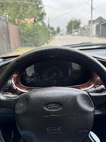 escort: Ford Escort: 1996 г., 1.6 л, Механика, Бензин, Хэтчбэк — 10