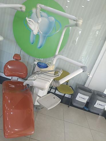 Salon, tibbi mebel: Stomatoloji qurğu və kreslo komplekti - Turuncu rəngli, anatomik — 1