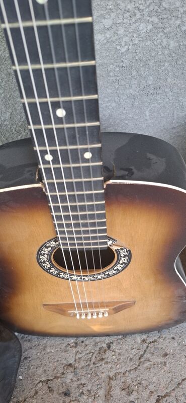 Гитары: Гитара гитары есть еще скрипка 1/8 и аккордеон барабанная установка — 22