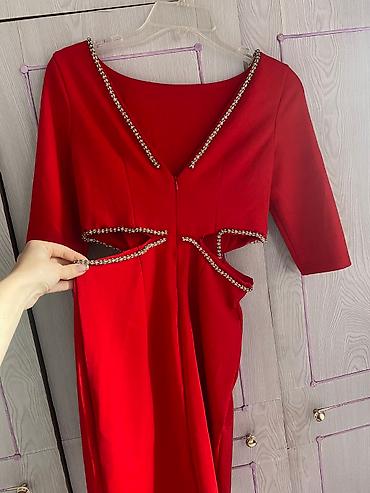 Повседневные платья: Продаю платья (одетые по одному-два раза)как новые Листаем Размеры — 4