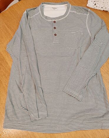 Majice: Muske nove majce. Dobijene na poklon. Velicina XXL. Svaka je po 500 na lalafo.rs — 5 Majice: Muske nove majce. Dobijene na poklon. Velicina XXL. Svaka je po 500 — 5