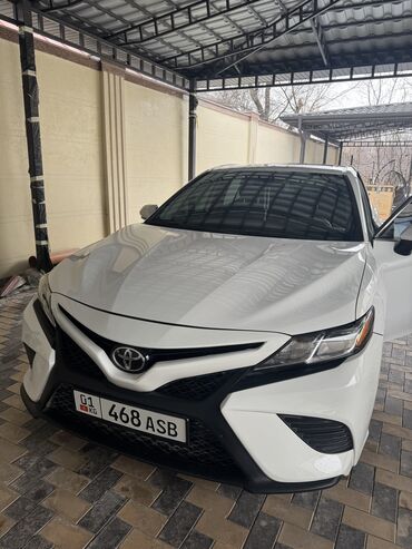 Toyota: Toyota Camry: 2019 г., 2.5 л, Автомат, Бензин, Седан