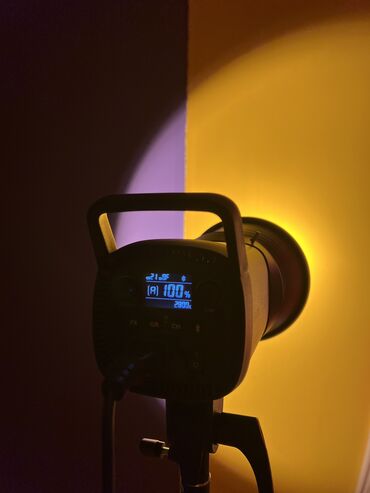Освещение: Продается студийные моноблок светы! А также вспышки, боксы ! Свет — 6