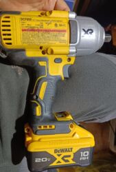 двухъярусный диван кровать трансформер: Ударный гайковерт DeWalt DCF899 20V модель для рынка США. Макс