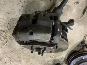 смазка для направляющих суппортов: Суппорт Toyota Estima R50 2GR перед. (б/у)