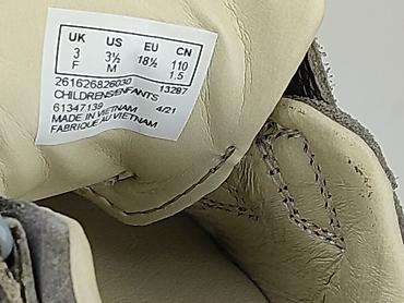 kurtka pull bear: Buciki niemowlęce, Clarks, 18, stan - Bardzo dobry — 6