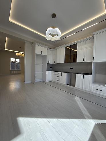 Продажа таунхаусов: 5 комнат, 214 м², Кара-Жыгач ж/м Газ, Электричество, Холодная вода — 6