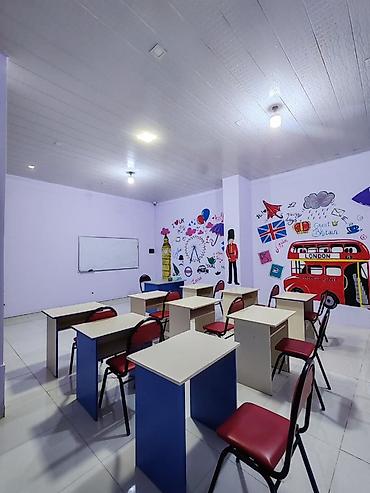Ofis dəst mebeli: Ofis mebel dəsti Tərkibi: - 1 ədəd geniş iş masası (kabel üçün — 12