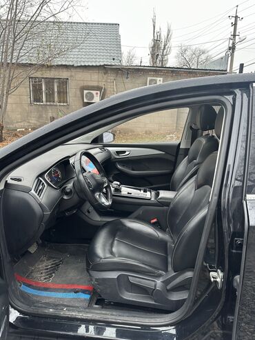 Roewe: Roewe Ei6: 2020 г., 1.5 л, Вариатор, Гибрид, Седан — 9