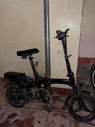 veloiped: Kompakt qatlanan elektrik velosipedi - Şəhər daxilində rahat hərəkət — 1