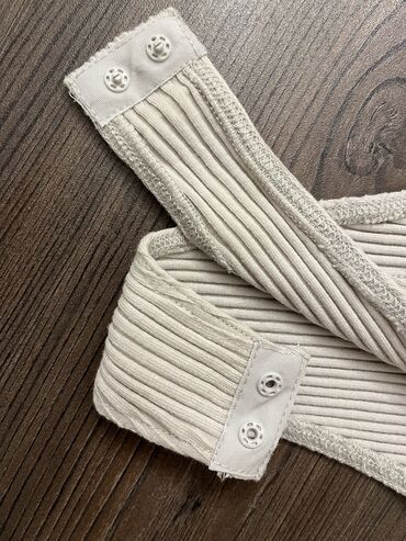 CD, DVD disklər və kassetlər: ZARA yeni bluz. Etiketde M razmerdir ama S XS kimi dar modeldir — 5