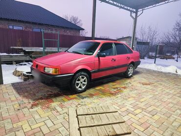 задняя крыло правая гольф 3: Volkswagen Passat: 1988 г., 1.8 л, Механика, Бензин, Седан