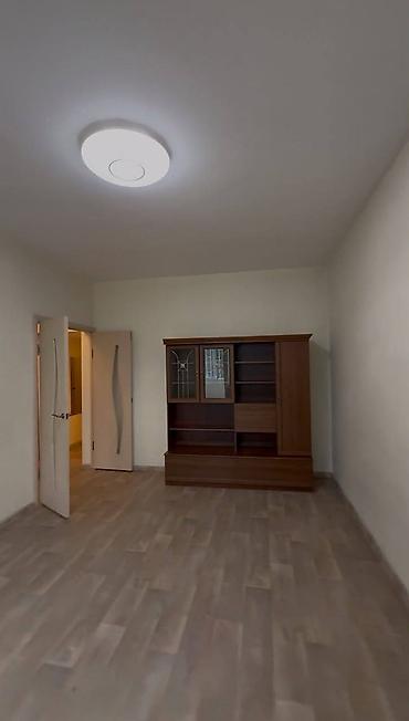 Продажа квартир: 3 комнаты, 80 м², 7 мкр 105 серия, 2 этаж, Евроремонт — 10