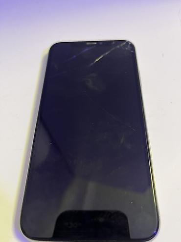 Apple iPhone: IPhone X, Gümüşü — 2