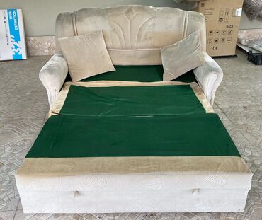 Divanlar: Divan, İşlənmiş, Açılan, Bazasız, Nabuk, Çatdırılma yoxdur
