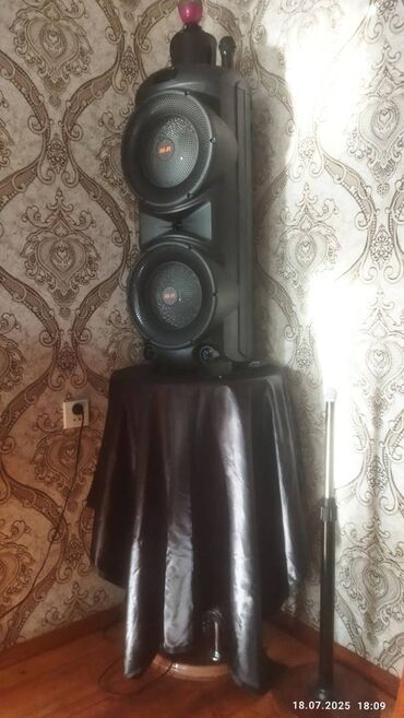 вытяжка 90: Yeni Accolade Sound Kolonka, Növ - Bluetooth