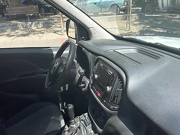 Fiat: Fiat Doblo Cargo 1.3 MultiJet yük furgonu - Kuzov: ağ, 2 arxa qoşa — 1