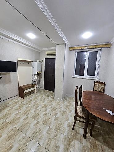 Недвижимость: Kirayə üçün 2 otaqlı mənzil - Plan: ayrıca yataq otağı və geniş qonaq — 4
