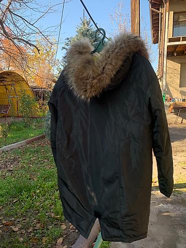 Пуховики и зимние куртки: Пуховик, По колено, С мехом, M — 8