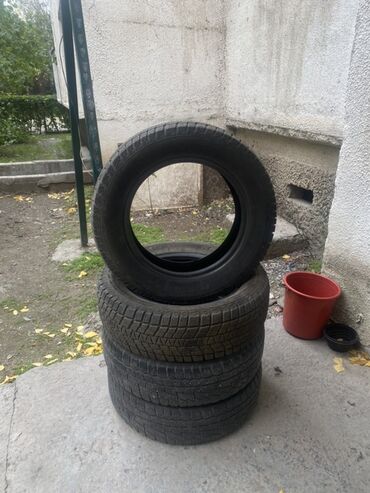 щиток приборов е39: Комплект зимних шин (4 шт.) - Размер: 185/65 R15 88T (указано на