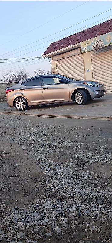 Hyundai: Hyundai Elantra: 1.8 l | 2011 il Sedan — 8