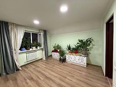 Продажа коттеджей и домов: Продается мансардный дом 140 м², фактически 4,2 соток, а по документам — 18