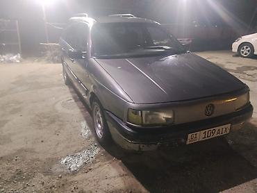 перед: Volkswagen Passat: 1991 г., 1.8 л, Механика, Бензин, Универсал — 3