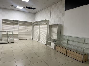 Витрины: Витрины стеллажи — 10