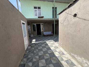 bakıda həyət evləri: 7 комнат, 200 м², Нет кредита, Свежий ремонт