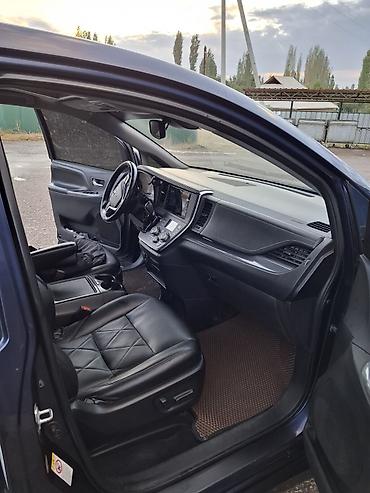 Toyota: Toyota Sienna: 2018 г., 3.5 л, Автомат, Газ, Вэн/Минивэн — 10
