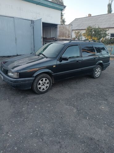 срочно продаю машину бишкек: Volkswagen Passat: 1992 г., 1.9 л, Механика