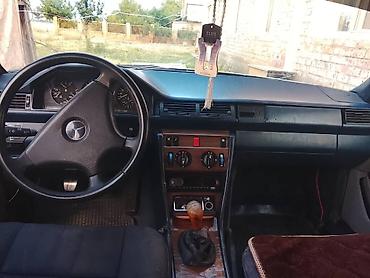 мэрседес 124: Mercedes-Benz W124: 1989 г., Механика, Седан — 3