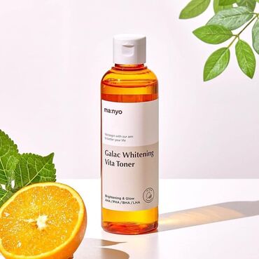 лимонная кислота: Мультивитаминный тоник для тусклой кожи Manyo Galac Whitening Vita