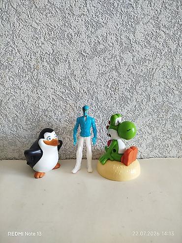 roni 3: McDonalds oyuncaqları. Bir ədədi 3 manatdı. Barter yoxdu — 1